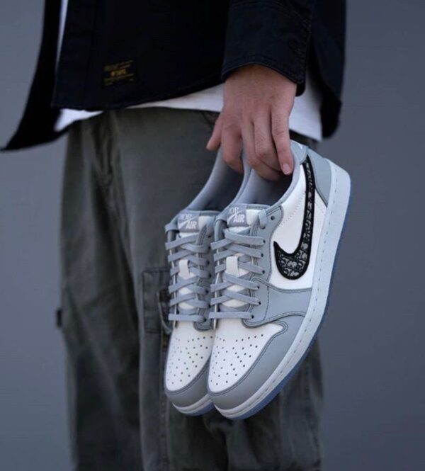 Air Jordan Retro 1 Low x Dior (Advance) Shoes Wala