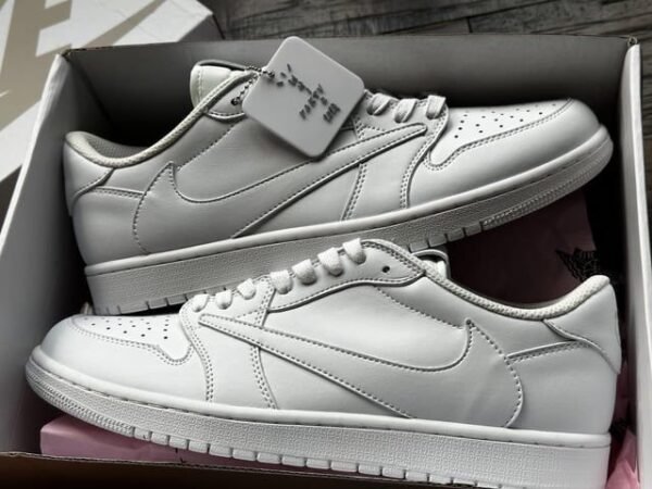 AIR JORDAN RETRO 1 X TRAVIS SCOTT WHITE PARTY (Master Quality) Shoes Wala