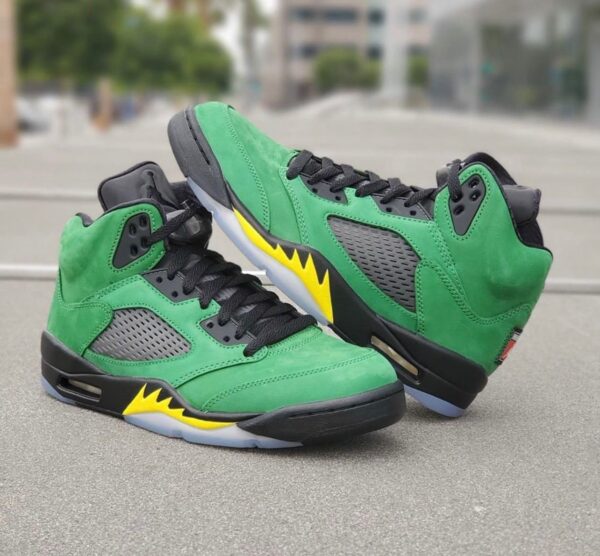 NIKE AIR JORDAN RETRO 5 SE OREGON (MASTER QUALITY) Shoes Wala