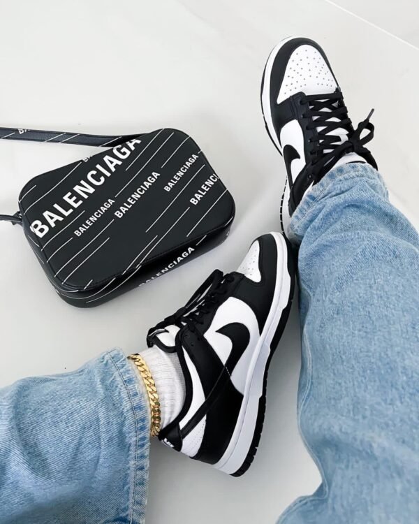 Nike Sb Dunk low Panda (Master Quality) Shoes Wala