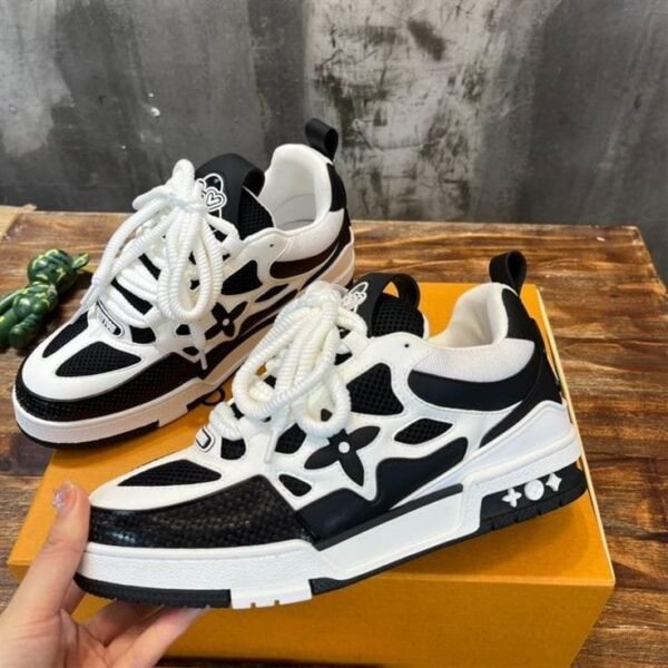 LOUIS VUITTON SAKTE TRAINER BLACK (Master Quality) Shoes Wala