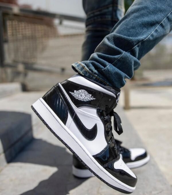 Air Jordan Retro 1 Mid Carbon Fiber (Master Quality) Shoes Wala