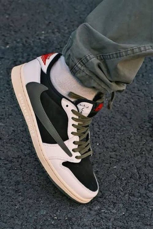 Travis Scott X Air Jordan 1 Low ( Master Quality) Shoes Wala