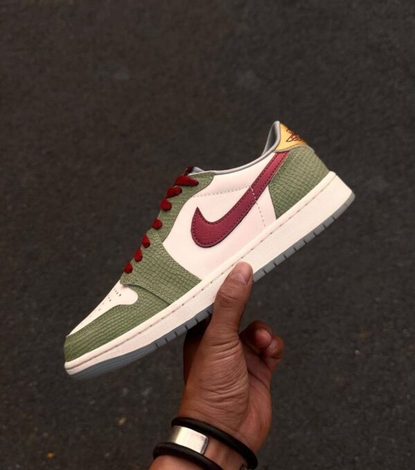 NIKE AIR JORDAN RETRO 1 LOW DRAGON OF THE YEARS (Master Quality) Shoes Wala