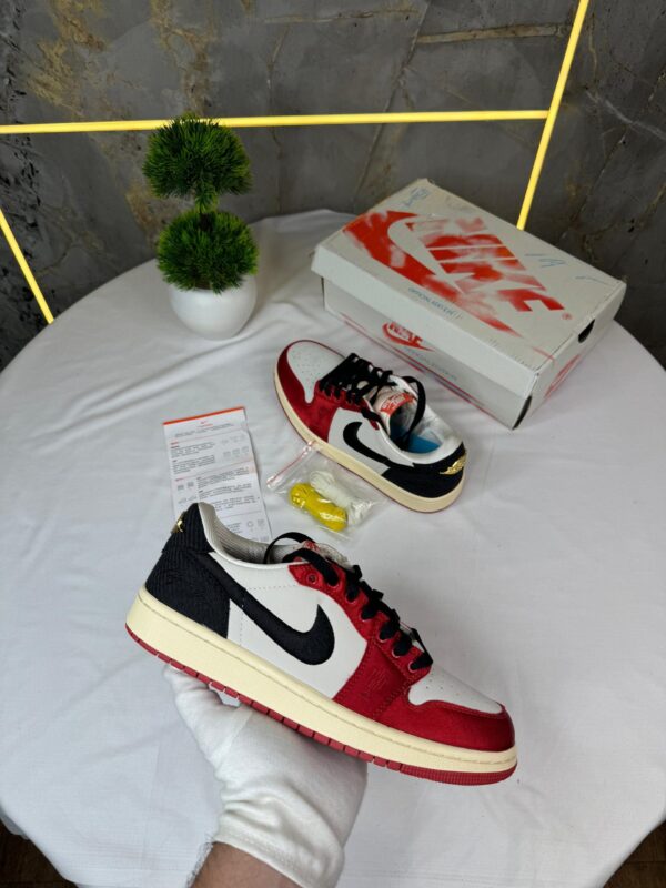 NIKE AIR JORDAN RETRO 1 LOW TROPHY ROOM  (Master Quality) Shoes Wala