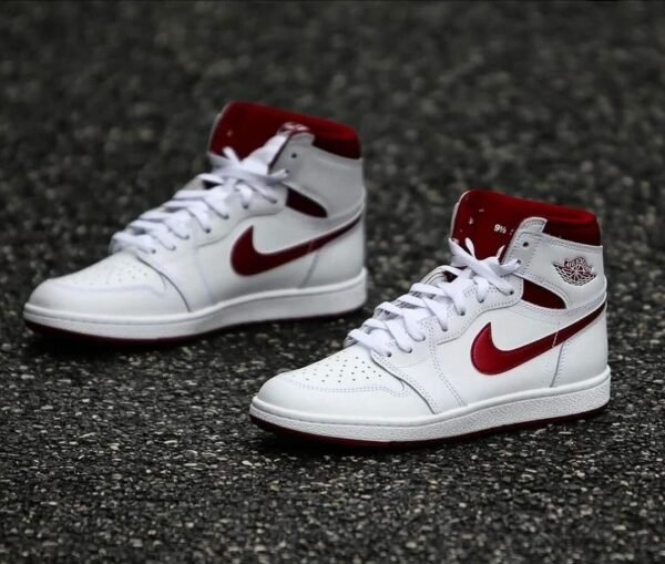 Nikee Air Jordan Retro 1 High "Metallic Burgundy" (Advance Quality) Shoes Wala