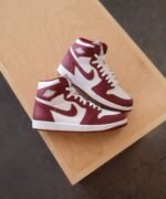 Nikee Air Jordan 1 Retro High Og ARTISANAL TEAM RED (Advance Quality) Shoes Wala