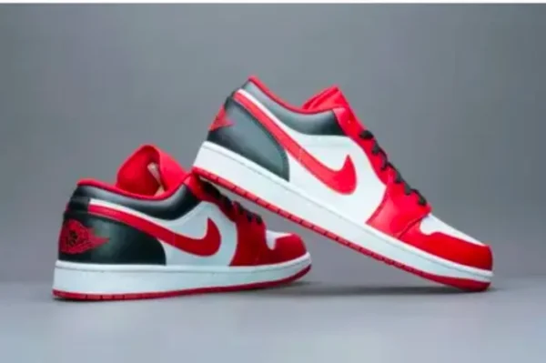Air Jordan Retro 1 Low Chichago Blue Reverse Black Toe(Master Quality) Shoes Wala